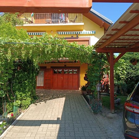 Anna Ilona Vendeghaz Hotel Badacsonytomaj Luaran gambar