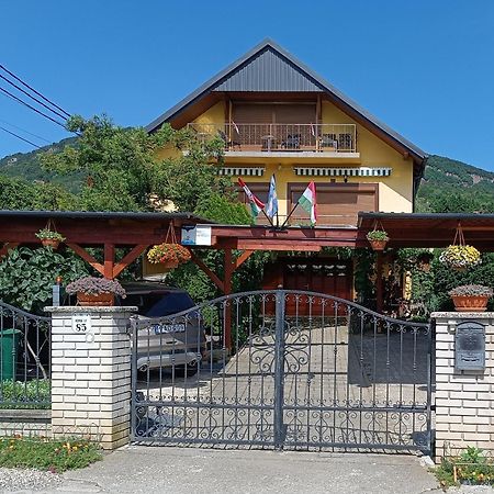 Anna Ilona Vendeghaz Hotel Badacsonytomaj Luaran gambar