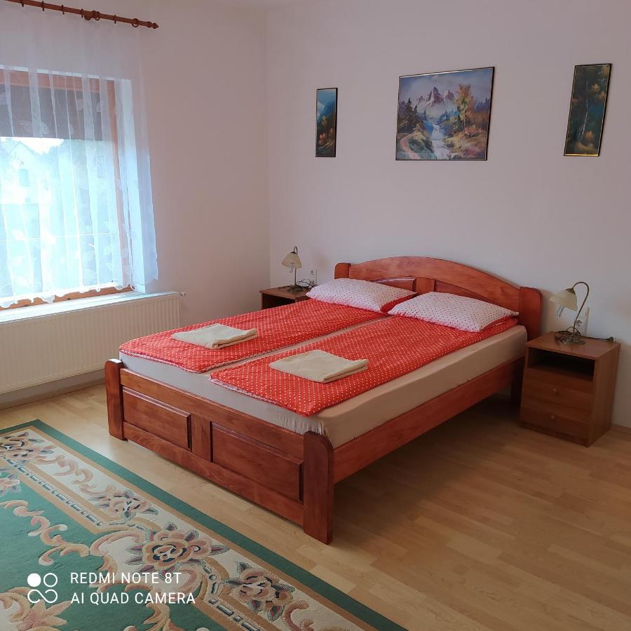 Anna Ilona Vendeghaz Hotel Badacsonytomaj Luaran gambar